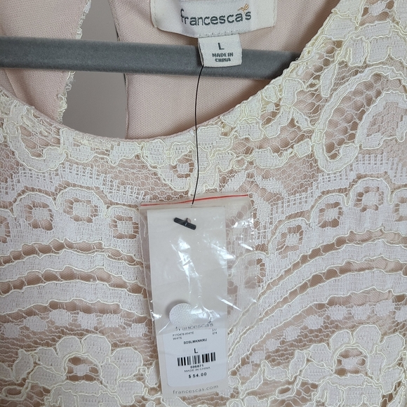 NWT Cream open shoulder lace dress - Picture 3 of 4